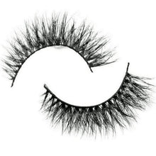 Load image into Gallery viewer, Lola 3D Mink Lashes
